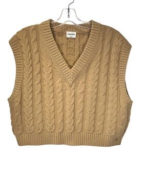 Sunday Best Aritzia V-Neck Cropped Knit Sweater Vest in Beige Tan size Large
